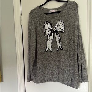 Chic Gray Sweater with Bow Accent
